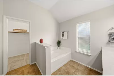 15525 Landing Creek Lane, Fort Worth, TX 76262 - Photo 24