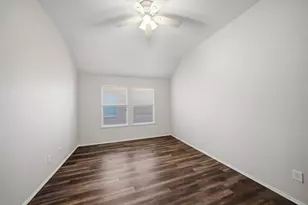 15525 Landing Creek Ln, Fort Worth, TX 76262 - Photo 16