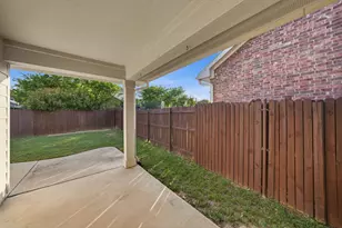 15525 Landing Creek Ln, Fort Worth, TX 76262 - Photo 26