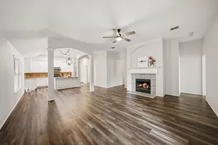 15525 Landing Creek Ln, Fort Worth, TX 76262 - Photo 14
