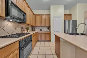 2951 Velero, Grand Prairie, TX 75054 - Photo 10