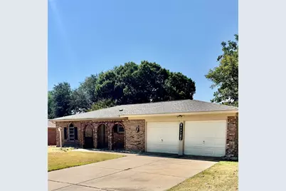 606 Pepperidge Court, Arlington, TX 76014 - Photo 1