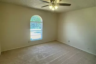 606 Pepperidge Ct, Arlington, TX 76014 - Photo 10