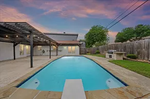 3925 Greenhills Ct W, Irving, TX 75038 - Photo 2