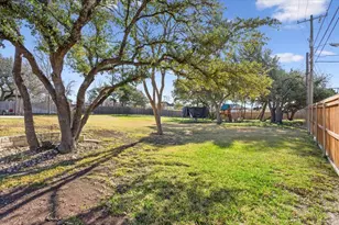 102 Rancho Del Lago Ln, Morgans Point Resort, TX 76513 - Photo 38