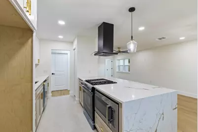 4633 Lynnacre Drive, Dallas, TX 75211 - Photo 12