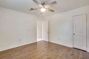 104 Wildwood Ct, Azle, TX 76020 - Photo 32