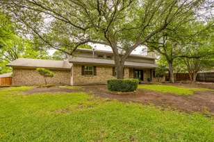 104 Wildwood Ct, Azle, TX 76020 - Photo 4
