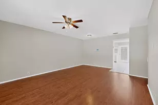 11940 Leisure Dr, Dallas, TX 75243 - Photo 6