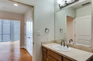 500 Throckmorton St, Fort Worth, TX 76102 - Photo 10