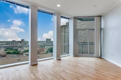 500 Throckmorton Street #1206, Fort Worth, TX 76102 - Photo 2