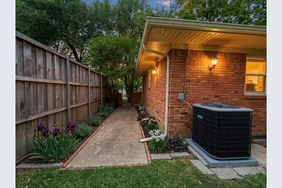 8832 Antrim Drive, Dallas, TX 75218 - Photo 36
