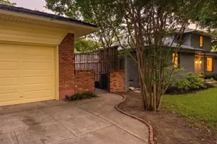 8832 Antrim Dr, Dallas, TX 75218 - Photo 32