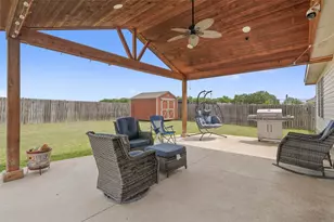 317 Quail Crossing Dr, Sanger, TX 76266 - Photo 24