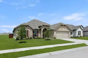 325 Comfort Dr, Godley, TX 76044 - Photo 2