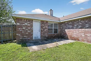 1715 Reynolds St, Lancaster, TX 75134 - Photo 26