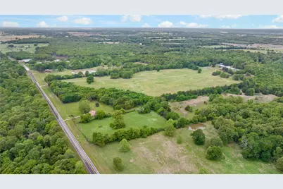 10860 Farm Road 197, Arthur City, TX 75411 - Photo 36