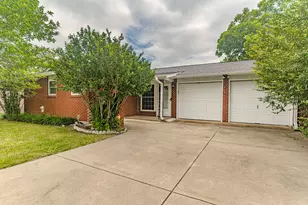 1912 15th St, Mineral Wells, TX 76067 - Photo 4