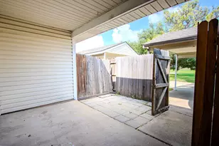 831 Creekside Dr, Lewisville, TX 75067 - Photo 32