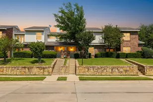 831 Creekside Dr, Lewisville, TX 75067 - Photo 2