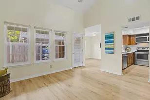 831 Creekside Dr, Lewisville, TX 75067 - Photo 14
