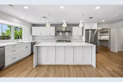 4452 Sugar Mill Road, Dallas, TX 75244 - Photo 16