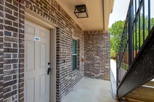 115 W Jones, Krum, TX 76249 - Photo 2