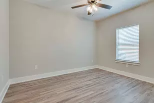 115 W Jones, Krum, TX 76249 - Photo 14