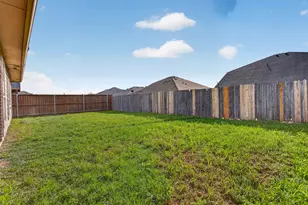 2003 Carriage Rd, Heartland, TX 75126 - Photo 16
