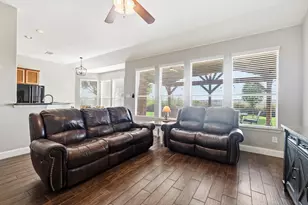 10909 Owl Creek Dr, Fort Worth, TX 76179 - Photo 10