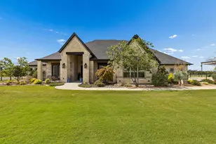 1025 High Pt St, Weatherford, TX 76087 - Photo 2