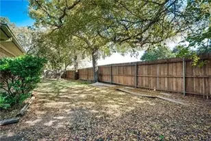 2024 Crooked Creek Ln, Arlington, TX 76006 - Photo 18