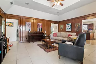 2024 Crooked Creek Ln, Arlington, TX 76006 - Photo 4