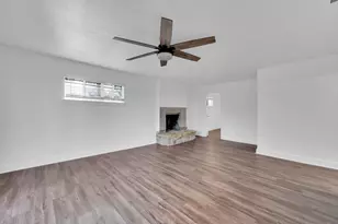 512 Virginia Ave, Waxahachie, TX 75165 - Photo 10