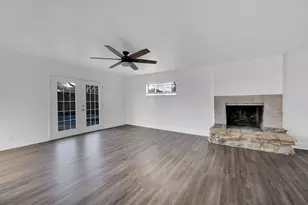 512 Virginia Ave, Waxahachie, TX 75165 - Photo 4