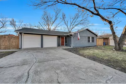 512 Virginia Avenue, Waxahachie, TX 75165 - Photo 1
