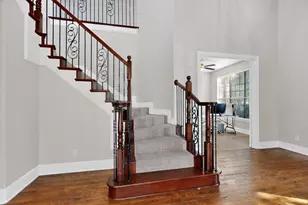 404 Broken Sword Dr, Lewisville, TX 75056 - Photo 6