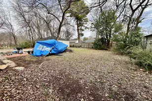 1018 Denton St, Denton, TX 76201 - Photo 8