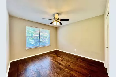 1107 N Locust Street #4, Denton, TX 76201 - Photo 8