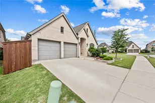 3732 Trail Creek Dr, Little Elm, TX 75068 - Photo 4