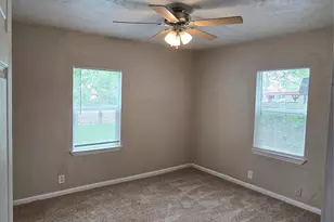 515 Elkhart Ave, Dallas, TX 75217 - Photo 6