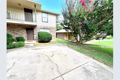 2620 Bolivar Street, Denton, TX 76201 - Photo 2