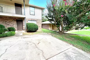 2620 Bolivar St, Denton, TX 76201 - Photo 2