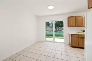 709 E Main St, Pilot Point, TX 76258 - Photo 4