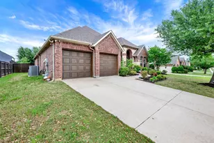 1104 Killian Dr, Mansfield, TX 76063 - Photo 1