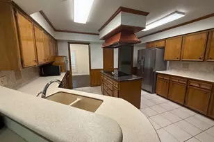 1601 Skyline Dr, Sherman, TX 75092 - Photo 16