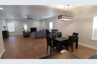 1012 E Oak Street, Denton, TX 76205 - Photo 10