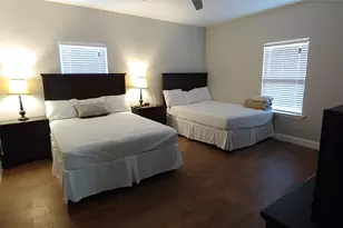 1012 E Oak St, Denton, TX 76205 - Photo 18