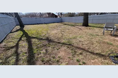 1012 E Oak Street, Denton, TX 76205 - Photo 32