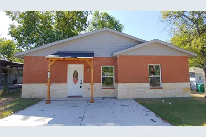 1012 E Oak Street, Denton, TX 76205 - Photo 2
